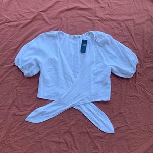 Abercrombie Cropped Tie-Front Linen Top